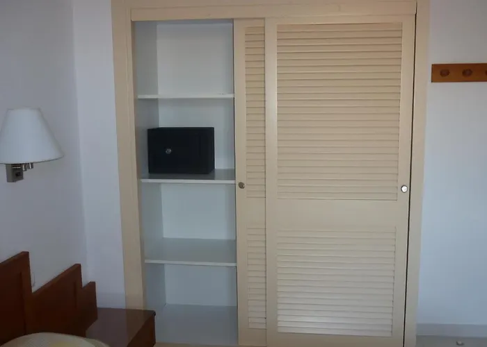 Piscis Apartment Cala Blanca (Menorca)